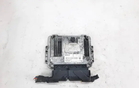 Alfa Romeo 159 Engine control unit/module 51877435 0281017303 4AE161DAM