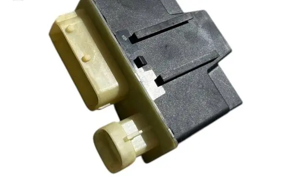 Citroen C4 II Picasso Coolant fan relay 9801916680 0180109545 BCP2004