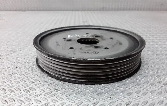 Audi A6 S6 C5 4B Power steering pump pulley 059145255