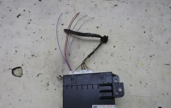Toyota Prius (XW30) Air conditioner control unit module 88650-47160