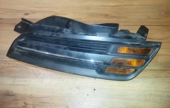 Nissan Micra Front indicator light 89027935