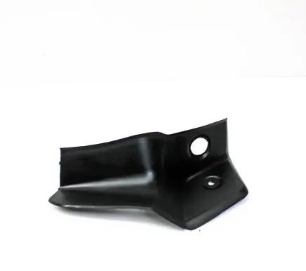 Rear/tail light trim molding