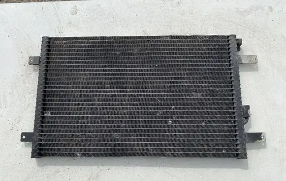 A/C cooling radiator (condenser)
