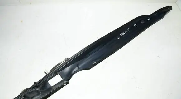 Tesla Model S Other trunk/boot trim element 6007570-00