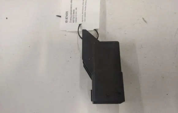 Citroen C5 Glow plug pre-heat relay 51252002 9640469680