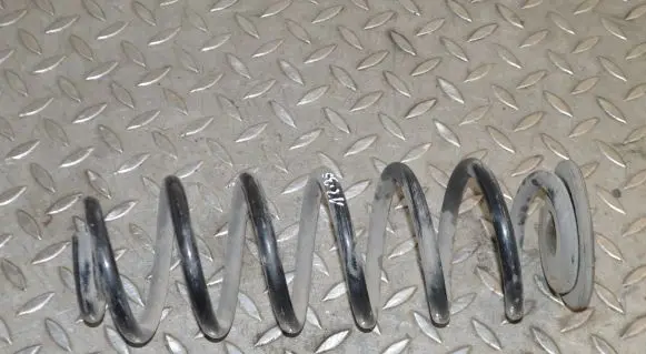 Volkswagen PASSAT CC Rear coil spring