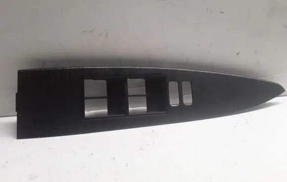 Toyota Avensis T270 Front door window switch trim 7423105200 7423105210
