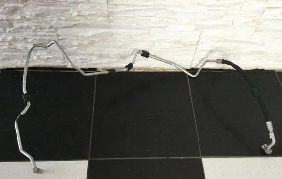 Audi A4 S4 B8 8K Air conditioning (A/C) pipe/hose
