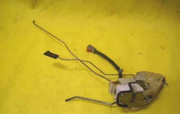 Honda Accord Front door lock