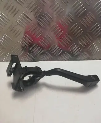 Volkswagen PASSAT B3 Wiper control stalk 357953503K 400333