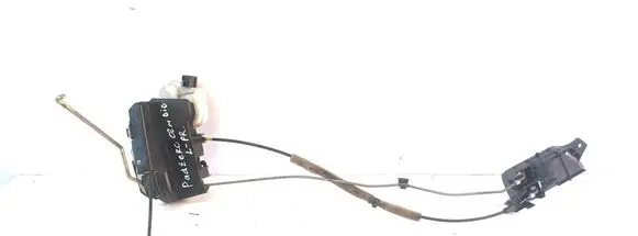 Mitsubishi Pajero Front door lock 