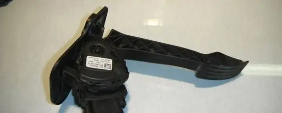 Ford Transit Accelerator throttle pedal 6C119F836CC 6PV00923810