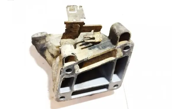 Mercedes-Benz ML W164 Engine mounting bracket a6422230304