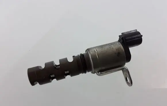 Lexus CT 200H Camshaft speed sensor 337010