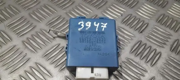 Toyota Auris 150 Door control unit/module 8597012020 85970-12020