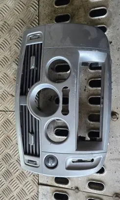 Renault Scenic II - Grand scenic II Climate control/heater control trim A8200140710