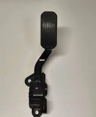 Lexus RX 330 - 350 - 400H Accelerator throttle pedal 7812048090 1988003050