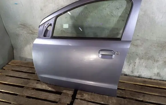 Nissan Pixo Front door