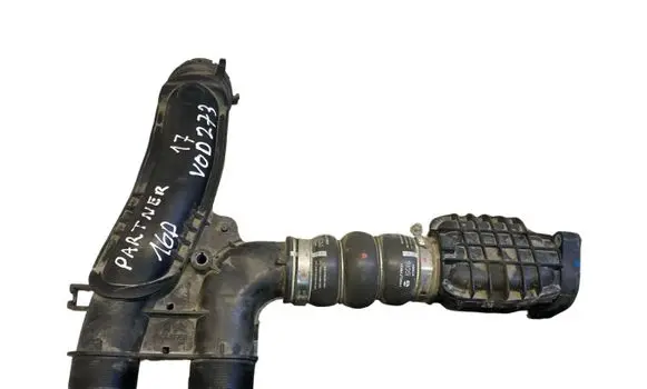 Intercooler hose/pipe
