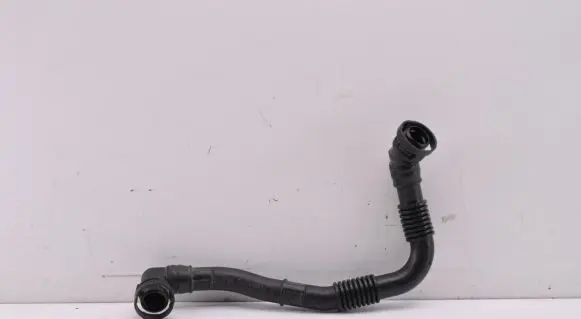 Volkswagen Transporter - Caravelle T5 Breather hose/pipe 03L103493K