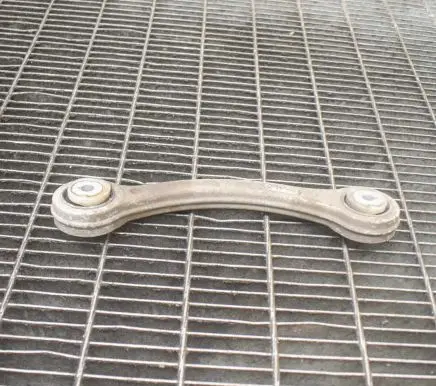 Maserati Quattroporte Rear upper control arm/wishbone 69573