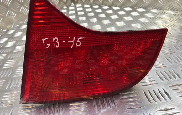 Audi A4 S4 B7 8E 8H Tailgate rear/tail lights 8E9945094 484612R 749350R