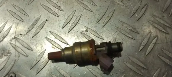 Mazda 323 Fuel injector 1955002110 195500-2110