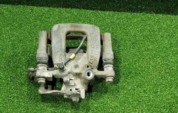 Mercedes-Benz Citan II Rear brake caliper 7H137F