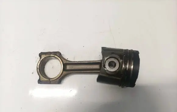 Renault Espace III Piston with connecting rod 087082
