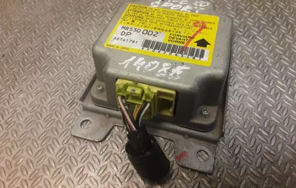 Mitsubishi Pajero Sport I Airbag control unit/module MR530002