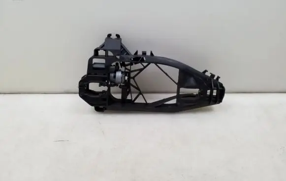 Audi Q8 Front door exterior handle/bracket 4M8837811A