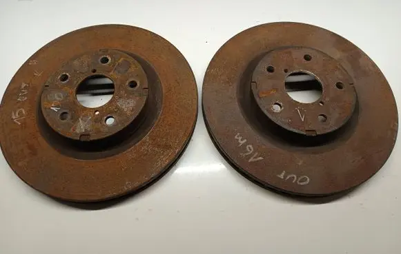 Subaru Outback (BS) Front brake disc 26300AL010