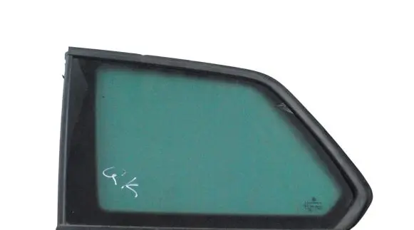 Volkswagen Golf VII Rear side window 43R006723
