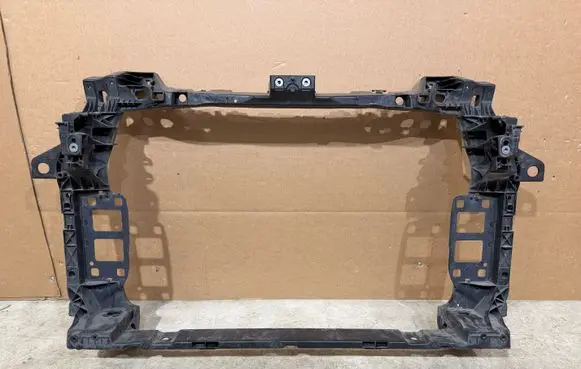 Audi Q7 4M Front bodywork piece 4M0805594F