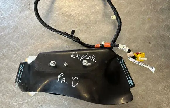 Ford Explorer Seat airbag DG1354610E38PA L0291009AB01