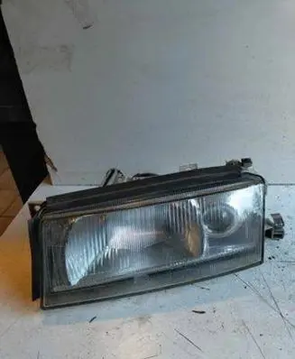 Skoda Octavia Mk1 (1U) Headlight/headlamp