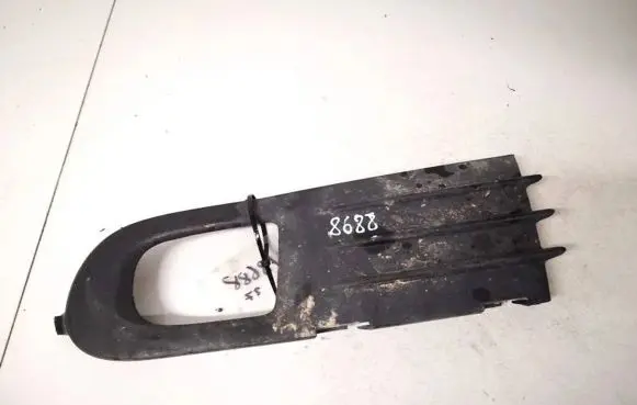 Volvo V50 Front bumper lower grill 30655884
