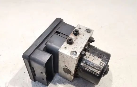 Seat Leon (1M) ABS Pump 1J0614417C 1C0907379D 102060084