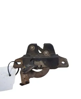 Loading door lock
