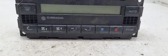 Volkswagen PASSAT B5 Climate control unit