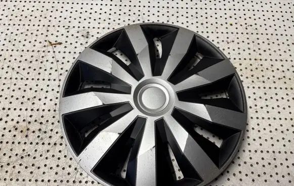 Citroen C3 R14 wheel hub/cap/trim 
