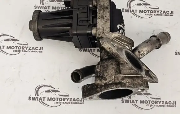 Ford Galaxy EGR valve 9D475