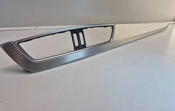Mercedes-Benz C W204 Panel trim A2046807271