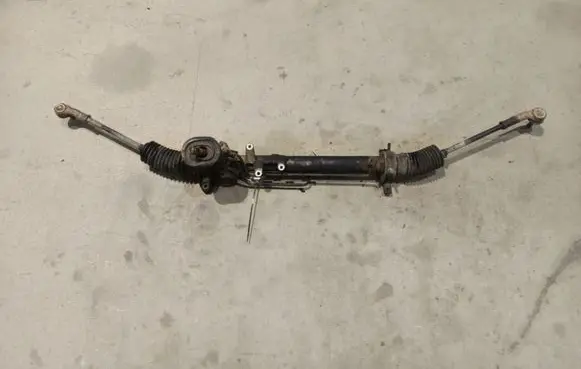 Volkswagen Golf IV Steering rack 