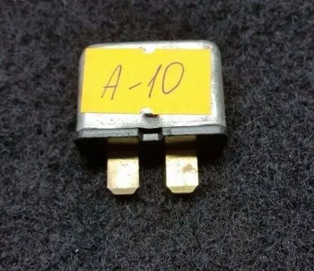 Skoda Octavia Mk1 (1U) Other relay 443937105