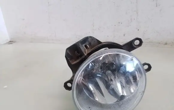 Toyota Yaris Front fog light 90008497
