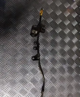 Toyota RAV 4 (XA30) Oil level dip stick 