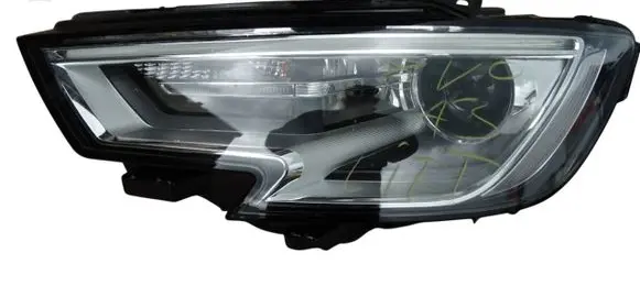 Audi A3 S3 8V Headlight/headlamp 8V0941005E