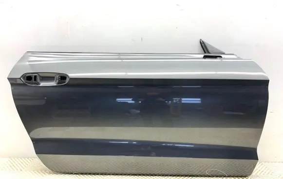 Ford Mustang VI Front door