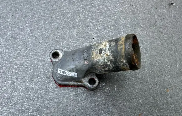 Coolant pipe/hose
